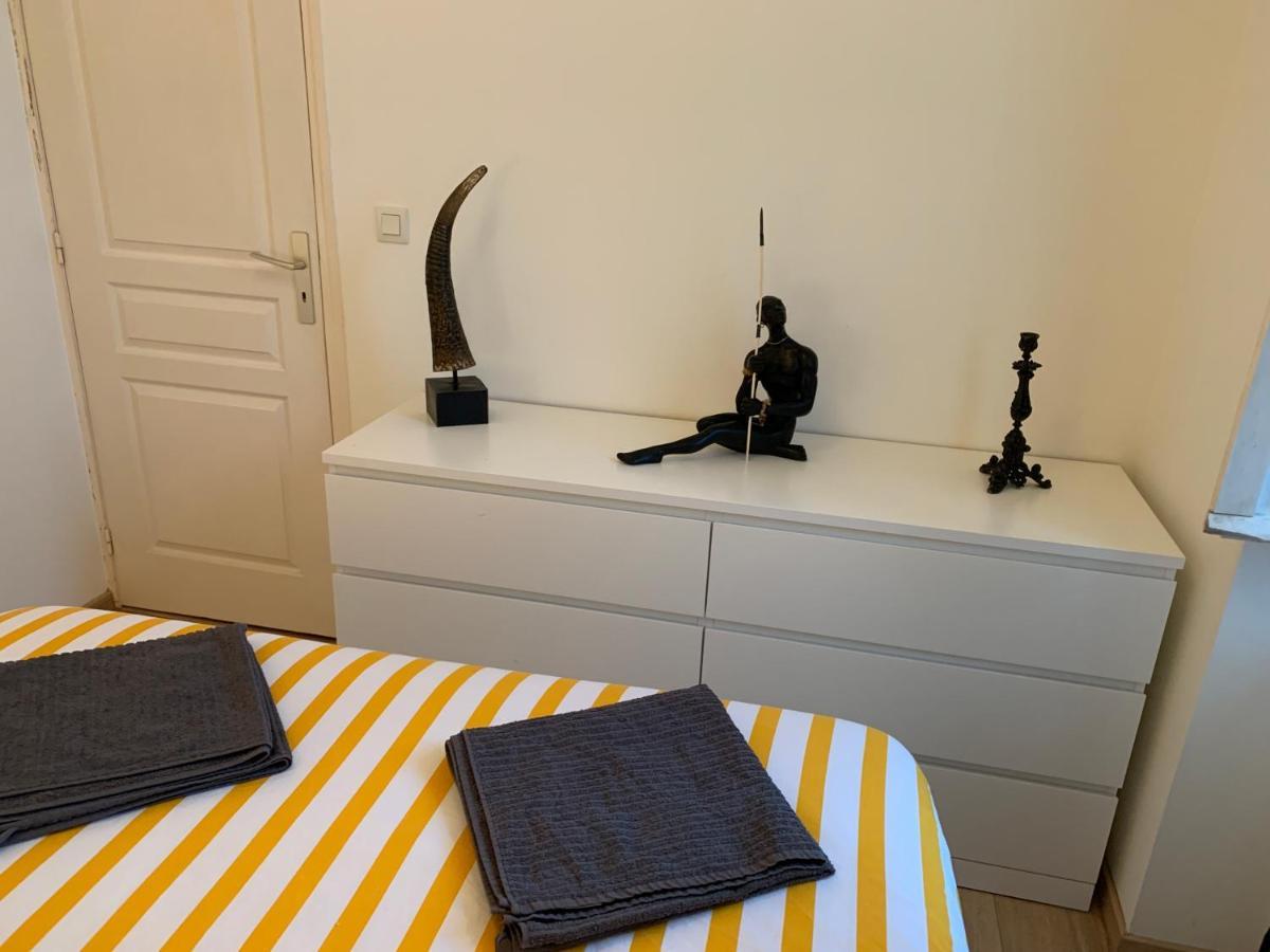 Biarritz Centre, Pres Avenue De Verdun, Cosy Apt 2 Pieces , Salon , Chambre Separe, Rue Tres Calme A 10 Minutes A Pied De La Grande Plage Esterno foto