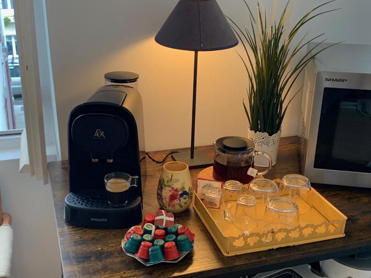 Biarritz Centre, Pres Avenue De Verdun, Cosy Apt 2 Pieces , Salon , Chambre Separe, Rue Tres Calme A 10 Minutes A Pied De La Grande Plage Esterno foto