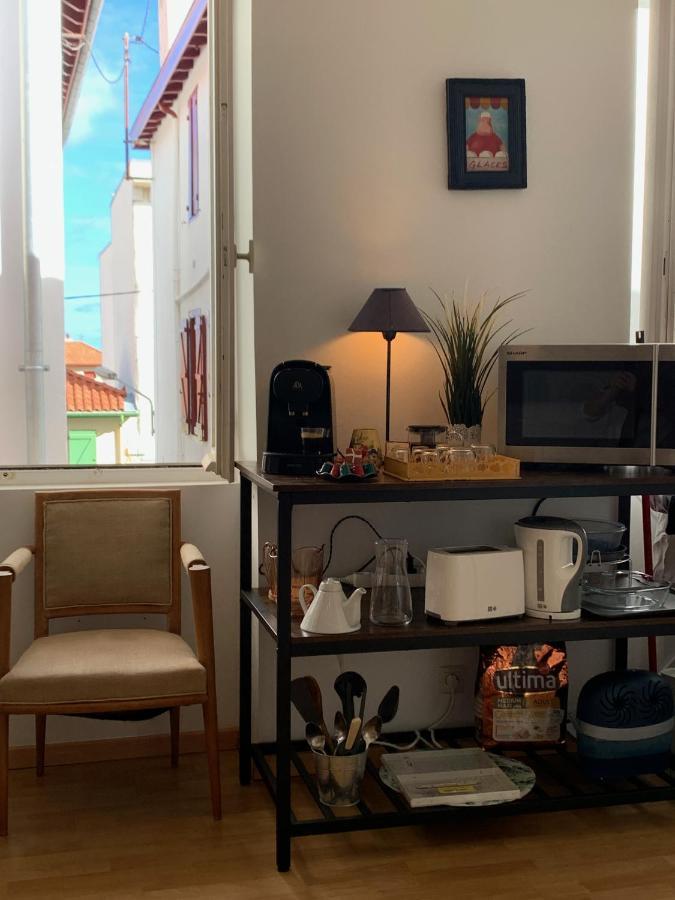 Biarritz Centre, Pres Avenue De Verdun, Cosy Apt 2 Pieces , Salon , Chambre Separe, Rue Tres Calme A 10 Minutes A Pied De La Grande Plage Esterno foto