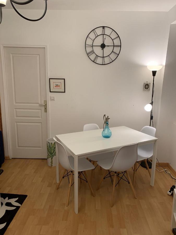 Biarritz Centre, Pres Avenue De Verdun, Cosy Apt 2 Pieces , Salon , Chambre Separe, Rue Tres Calme A 10 Minutes A Pied De La Grande Plage Esterno foto